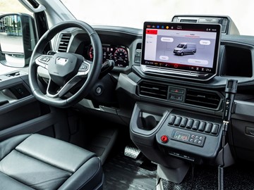 06_man_tge_minibus_cockpit